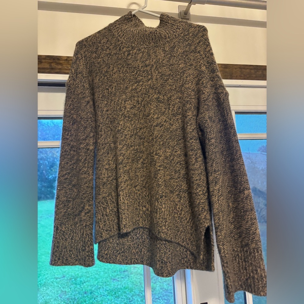 Theory Karenia Cashmere Brown Speckled Luxury Knit Turtleneck Sweater. Large.